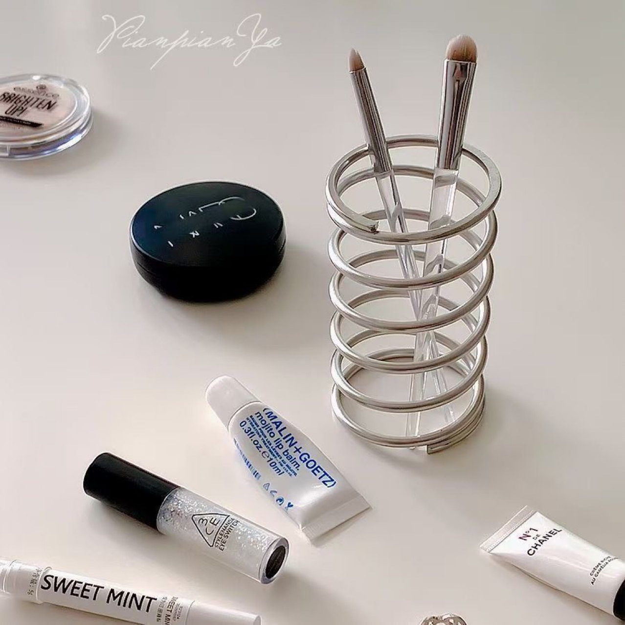 Stainless Steel Toothbrush Hol – обзор и цена Home Bathroom Gadgets